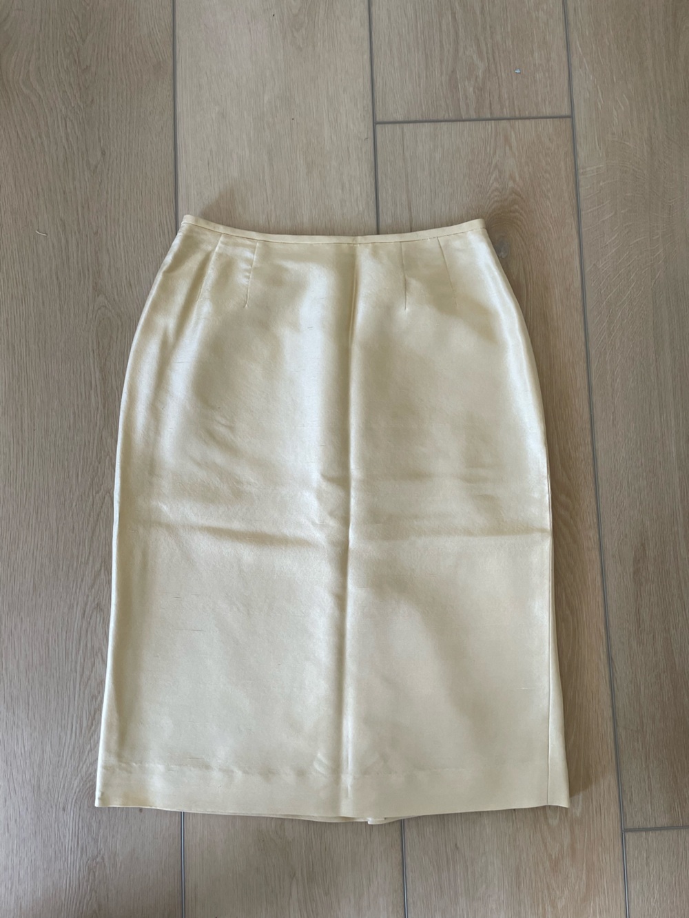 100% Silk Kasper Pastel Yellow low rise midi Y2K 90’s vibes Skirt